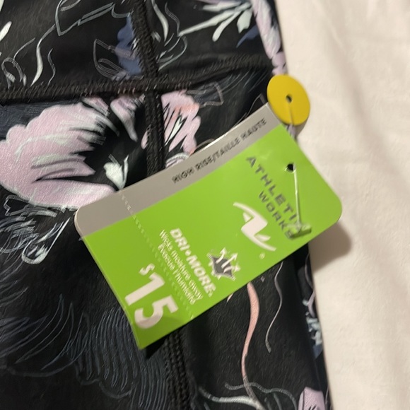 Athletic works flower leggings NWT - Picture 4 of 8